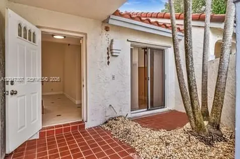 1395 Cottonwood Circle Weston FL 33326