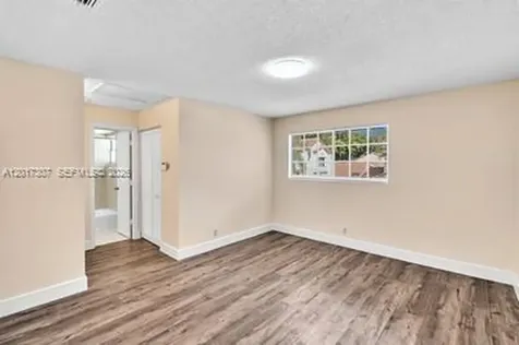 1395 Cottonwood Circle Weston FL 33326
