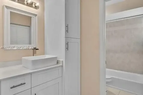 1395 Cottonwood Circle Weston FL 33326