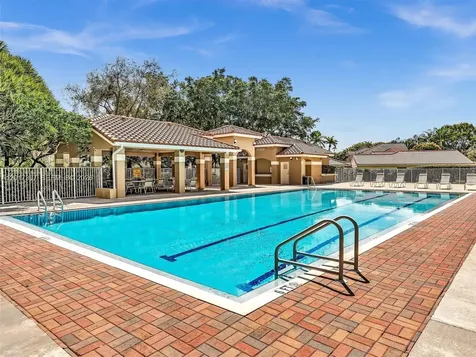 1395 Cottonwood Circle Weston FL 33326