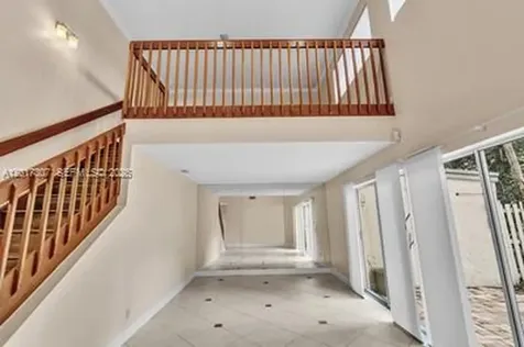 1395 Cottonwood Circle Weston FL 33326