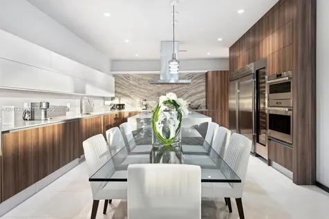 3734 Chase Avenue Miami Beach FL 33140