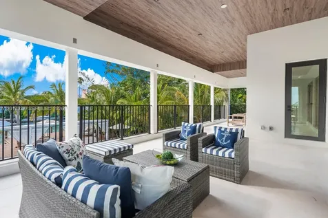3734 Chase Avenue Miami Beach FL 33140