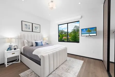 3734 Chase Avenue Miami Beach FL 33140