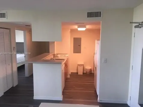 816 NW 11th Street Miami FL 33136