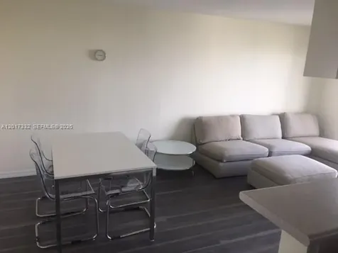 816 NW 11th Street Miami FL 33136