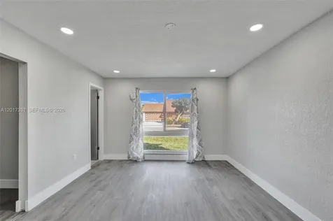 8400 NW 7th Street Pembroke Pines FL 33024