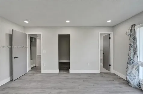 8400 NW 7th Street Pembroke Pines FL 33024