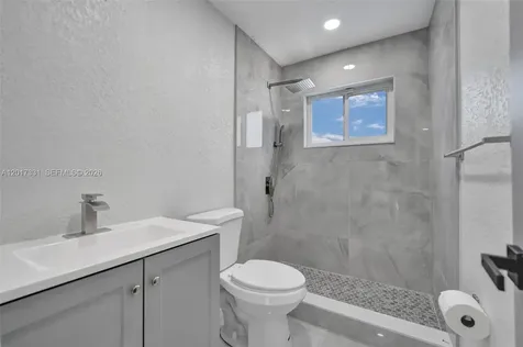 8400 NW 7th Street Pembroke Pines FL 33024