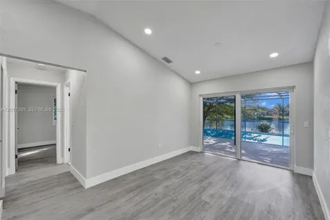 8400 NW 7th Street Pembroke Pines FL 33024