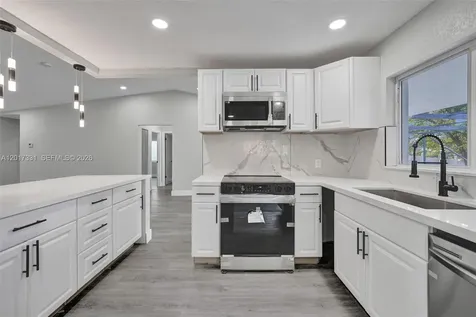 8400 NW 7th Street Pembroke Pines FL 33024