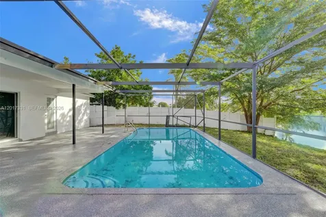 8400 NW 7th Street Pembroke Pines FL 33024