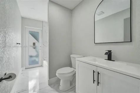 8400 NW 7th Street Pembroke Pines FL 33024
