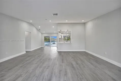 8400 NW 7th Street Pembroke Pines FL 33024
