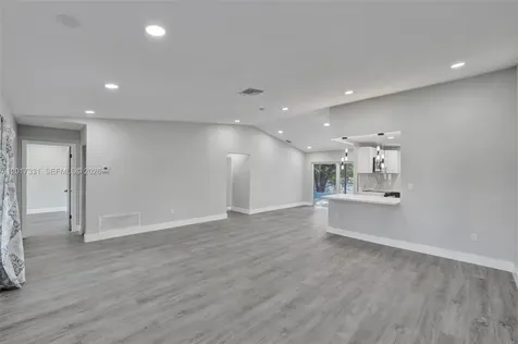 8400 NW 7th Street Pembroke Pines FL 33024