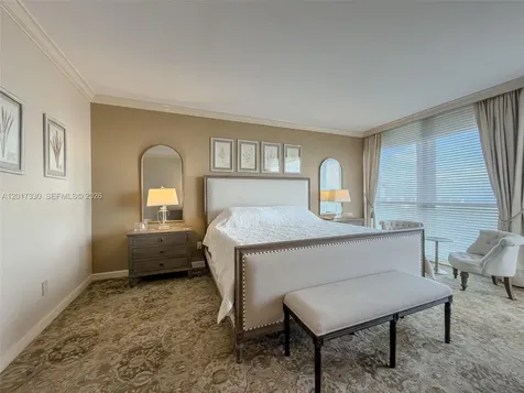 2000 Island Boulevard Aventura FL 33160