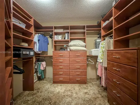 2000 Island Boulevard Aventura FL 33160