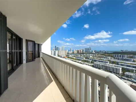 2000 Island Boulevard Aventura FL 33160