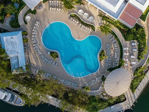 2000 Island Boulevard Aventura FL 33160