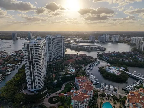 2000 Island Boulevard Aventura FL 33160