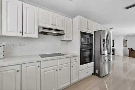 9315 SW 172nd Terrace Palmetto Bay FL 33157