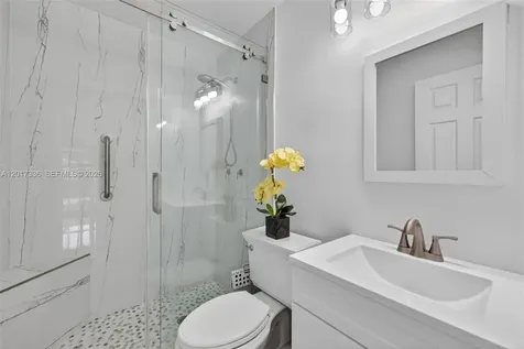 9315 SW 172nd Terrace Palmetto Bay FL 33157