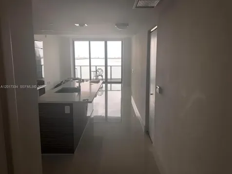 460 NE 28th Street Miami FL 33132