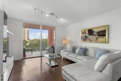 19655 E Country Club Drive Aventura FL 33180