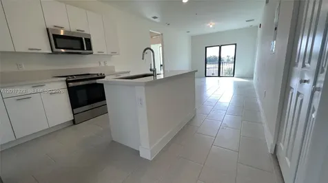 8167 NW 41st Street Doral FL 33166