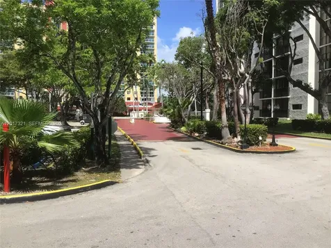 17021 N Bay Road Sunny Isles Beach FL 33160