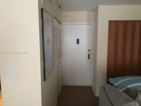 17021 N Bay Road Sunny Isles Beach FL 33160