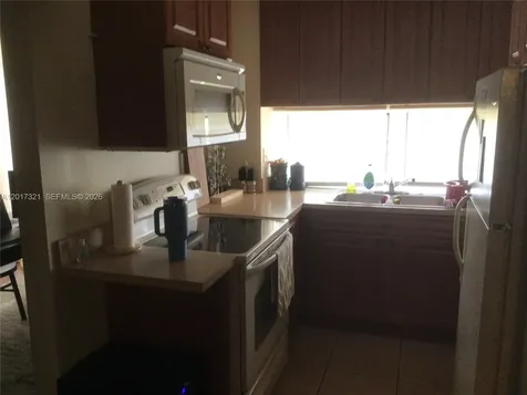 17021 N Bay Road Sunny Isles Beach FL 33160