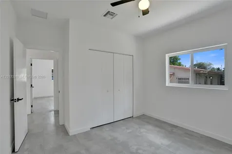 2536 NW 9th Court Fort Lauderdale FL 33311