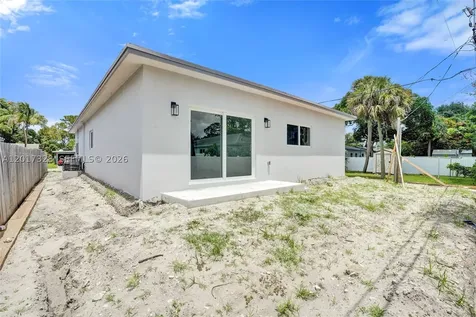 2536 NW 9th Court Fort Lauderdale FL 33311