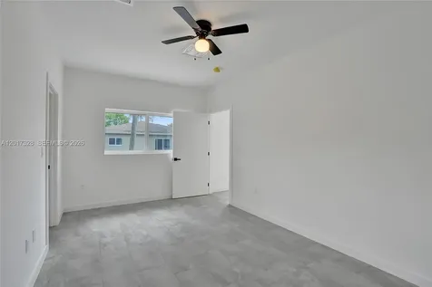2536 NW 9th Court Fort Lauderdale FL 33311