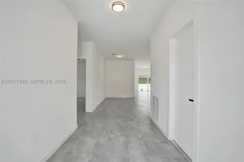2536 NW 9th Court Fort Lauderdale FL 33311
