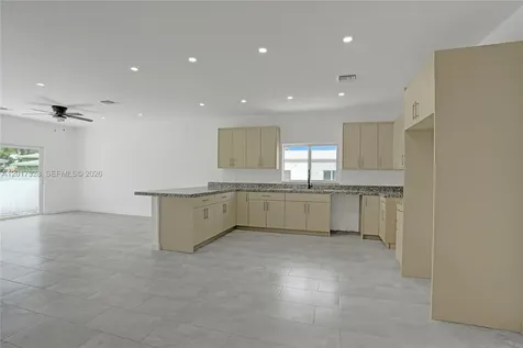 2536 NW 9th Court Fort Lauderdale FL 33311