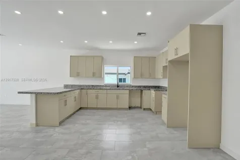 2536 NW 9th Court Fort Lauderdale FL 33311