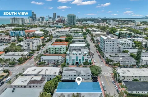 7711 Carlyle Avenue Miami Beach FL 33141