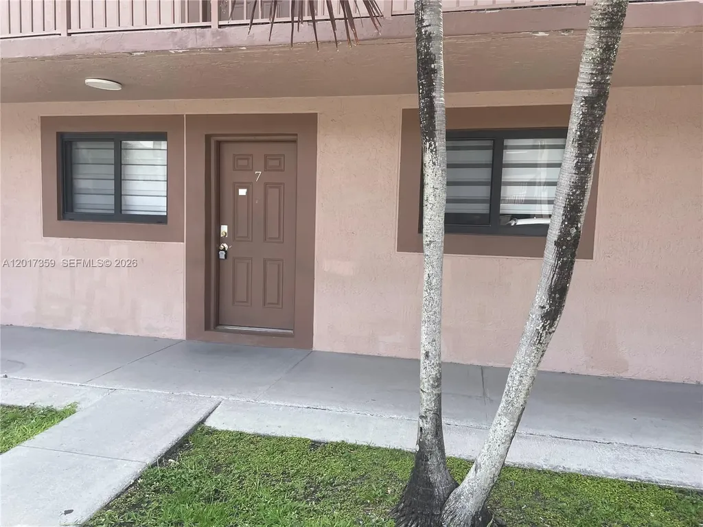 2332 W 56th Street Hialeah FL 33016