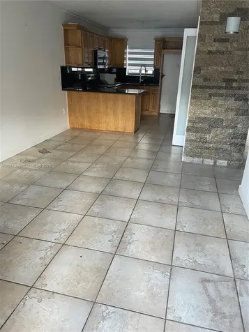 2332 W 56th Street Hialeah FL 33016