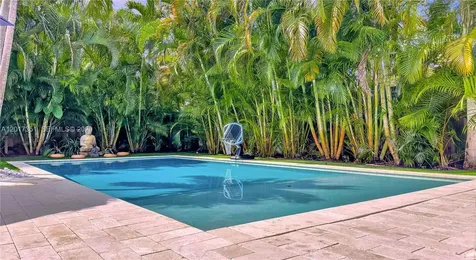 1737 NE 7th Terrace Fort Lauderdale FL 33305