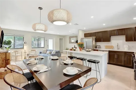 1737 NE 7th Terrace Fort Lauderdale FL 33305