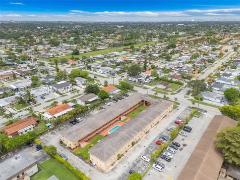 3800 SW 102nd Avenue Miami FL 33165