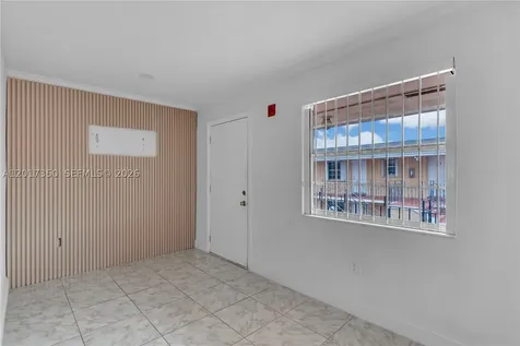 3800 SW 102nd Avenue Miami FL 33165