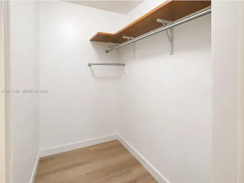 21011 NE 25th Court Miami FL 33180