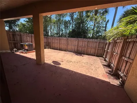 3244 NE 11th Drive Homestead FL 33033