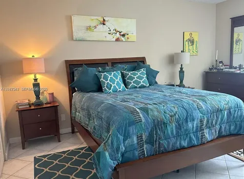 117 Lake Emerald Drive Oakland Park FL 33309