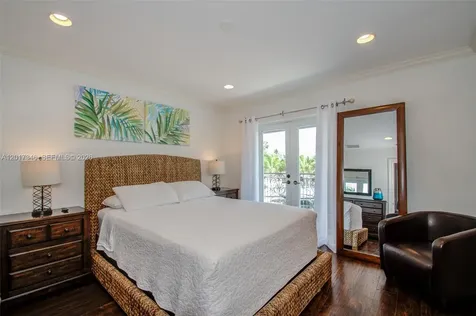 16461 NE 34th Avenue North Miami Beach FL 33160
