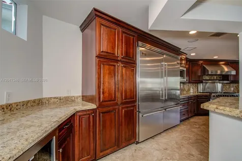 16461 NE 34th Avenue North Miami Beach FL 33160